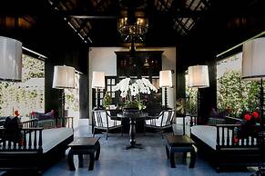 MORA Boutique Hotel
