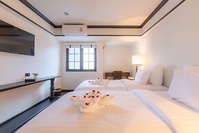 MORA Boutique Hotel