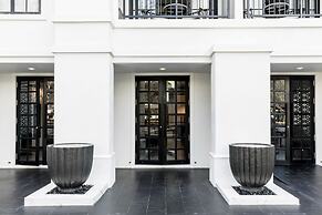 MORA Boutique Hotel