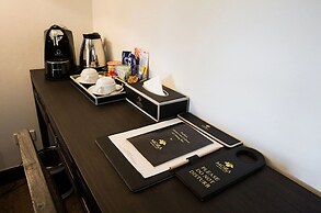 MORA Boutique Hotel
