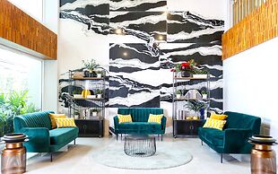 Sann Hotel