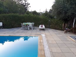 Sea Breeze Mountain Villa