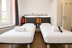 easyHotel Zürich City Limmatplatz