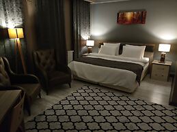 Staron Otel