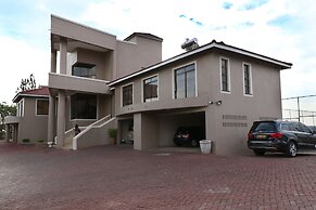 Shiloh Luxury Lodge