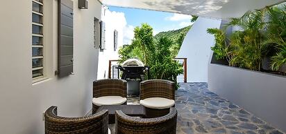 Villa Adamas