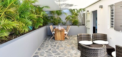 Villa Adamas