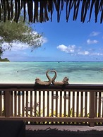 Muri Shores