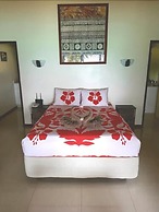 Muri Shores