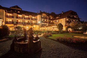 Bemelmans Post Hotel