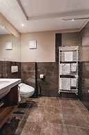 Bemelmans Post Hotel