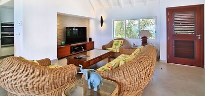 Villa Blue Beach