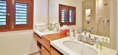 Villa Blue Beach