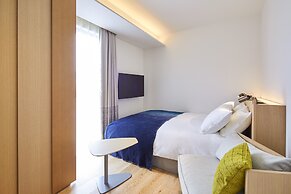 TSUKI Tokyo