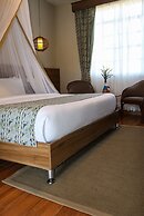 Maanzoni Lodge