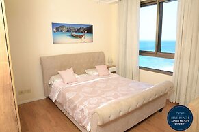 Spacious Sea View Apartment