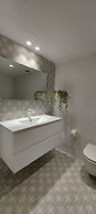 Spacious Sea View Apartment