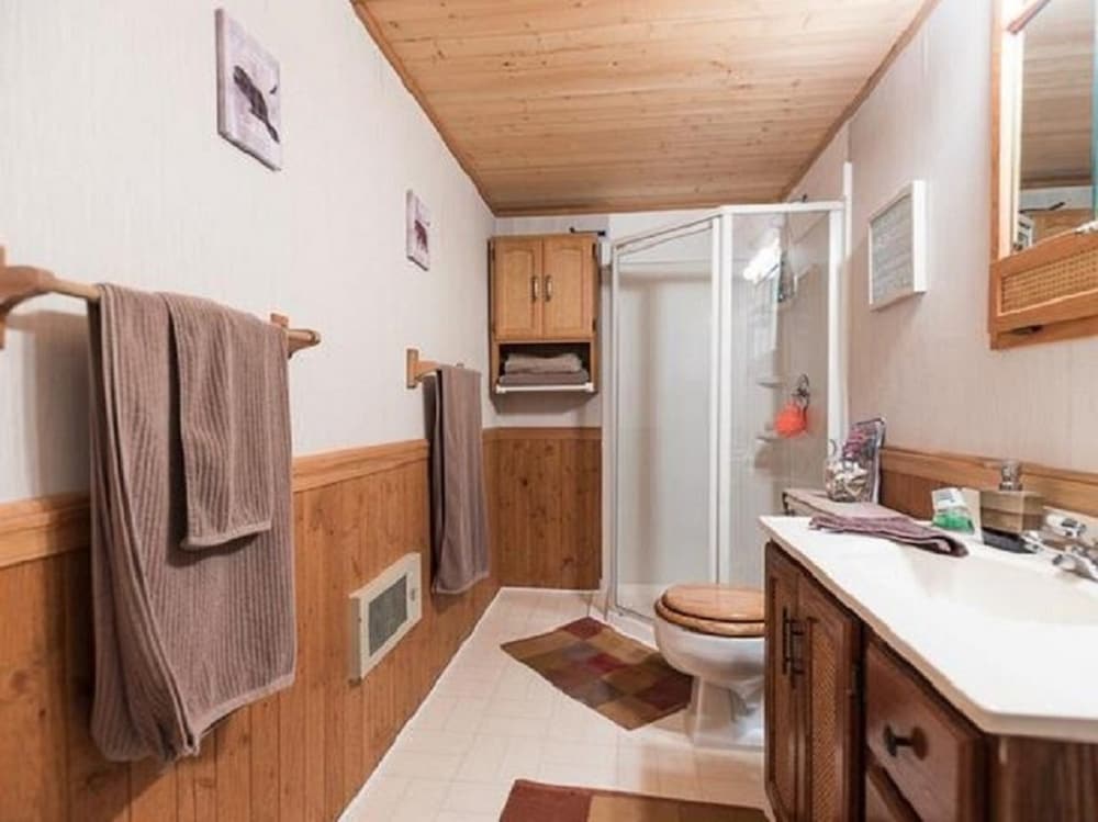 Wild North Bed & Rest