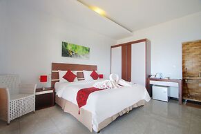 Valomia Beachfront
