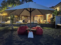 Valomia Beachfront