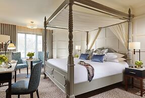 Castlecourt Hotel