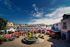 Castlecourt Hotel