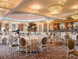 Castlecourt Hotel