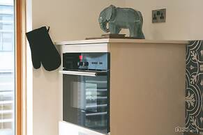 Homely Serviced Apartments - Blonk St