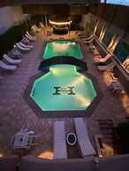 Shady Hotel