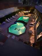 Shady Hotel