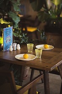 Anjeliq Downtown Boutique Hotel