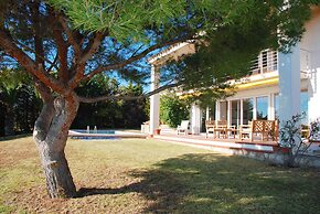 Villa Mestral
