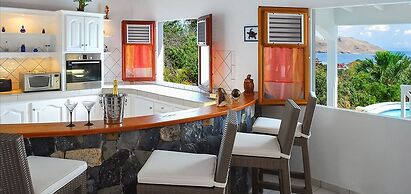 Villa Mahogany
