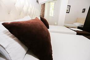 Hotel Town House