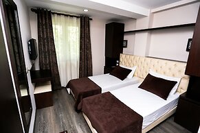 Hotel Town House