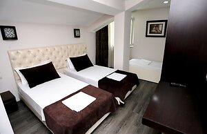 Hotel Town House