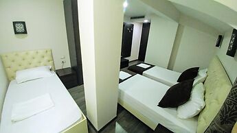 Hotel Town House