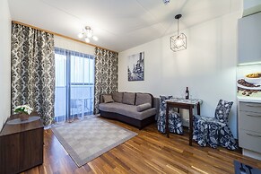 Karlson Lux Apart Hotel