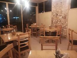 Hotel Virreyes