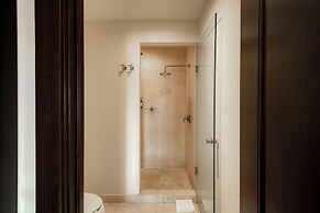 Puerta Cortés Residences by Lumina