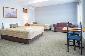 Castle Motel
