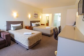 Castle Motel
