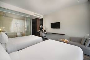 Everland Hotel