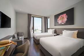 Everland Hotel