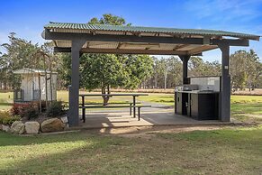 Crows Nest Tourist Park