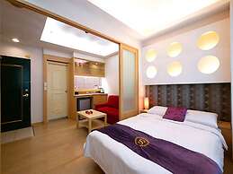 85 Prague Homestay