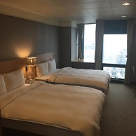 Rhineinn Hotel