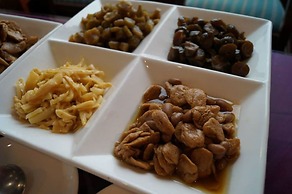 Rhineinn Hotel