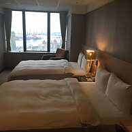Rhineinn Hotel