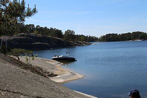 Vaxholm Harbour Bed and Experiences